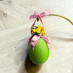 Department 56 Snowbunnies Blossoms & Bows Green Egg Easter Village 2006